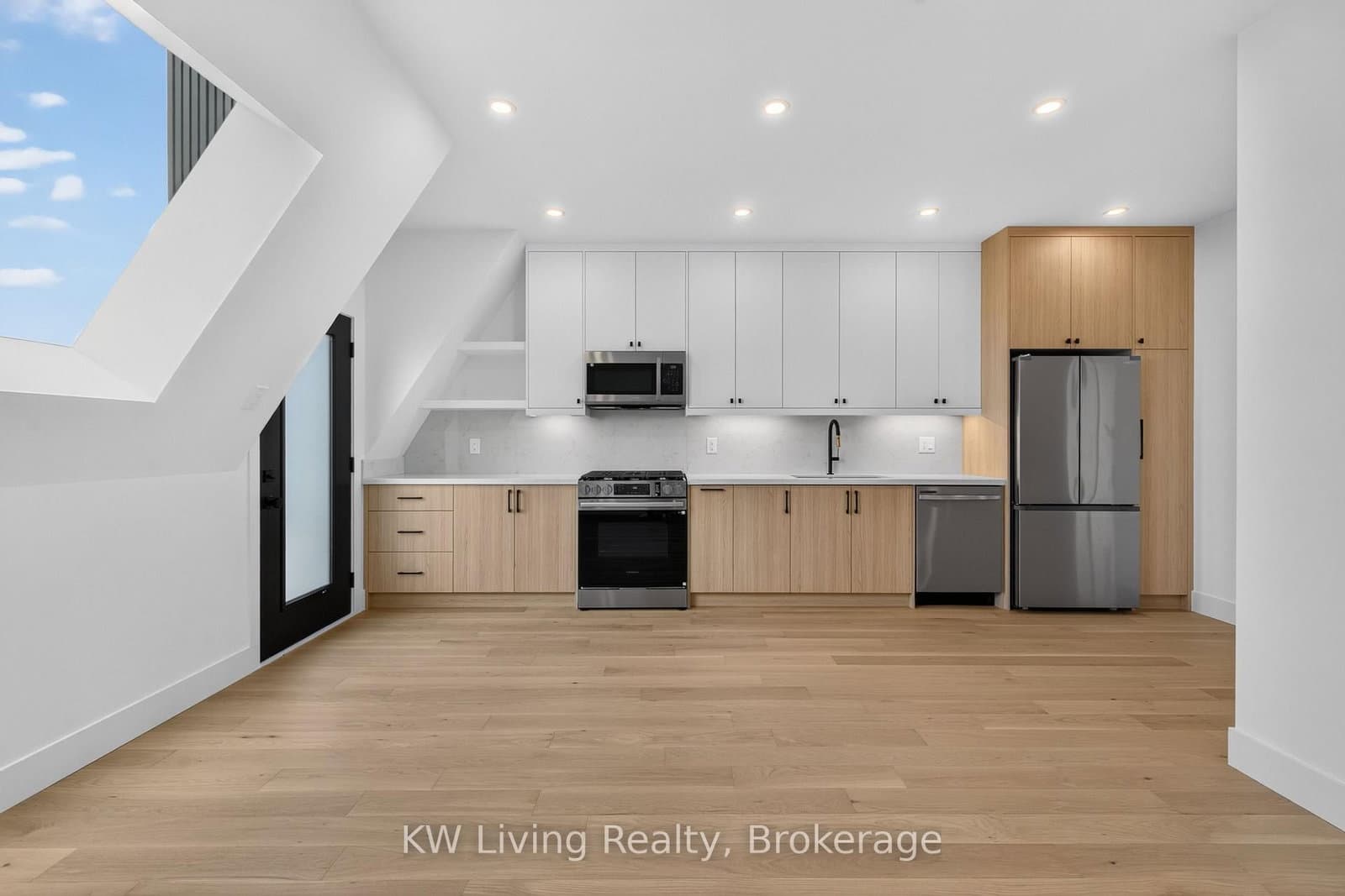96 Belgravia Avenue - Image 3