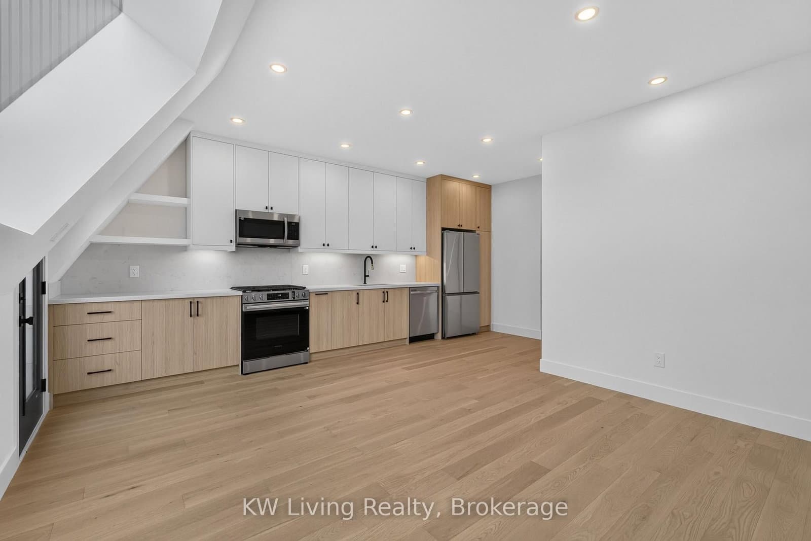 96 Belgravia Avenue - Image 5