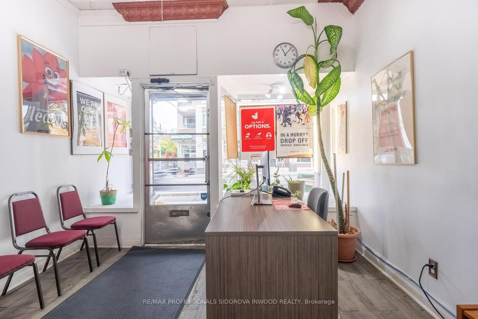 1665 Bloor Street W - Image 6