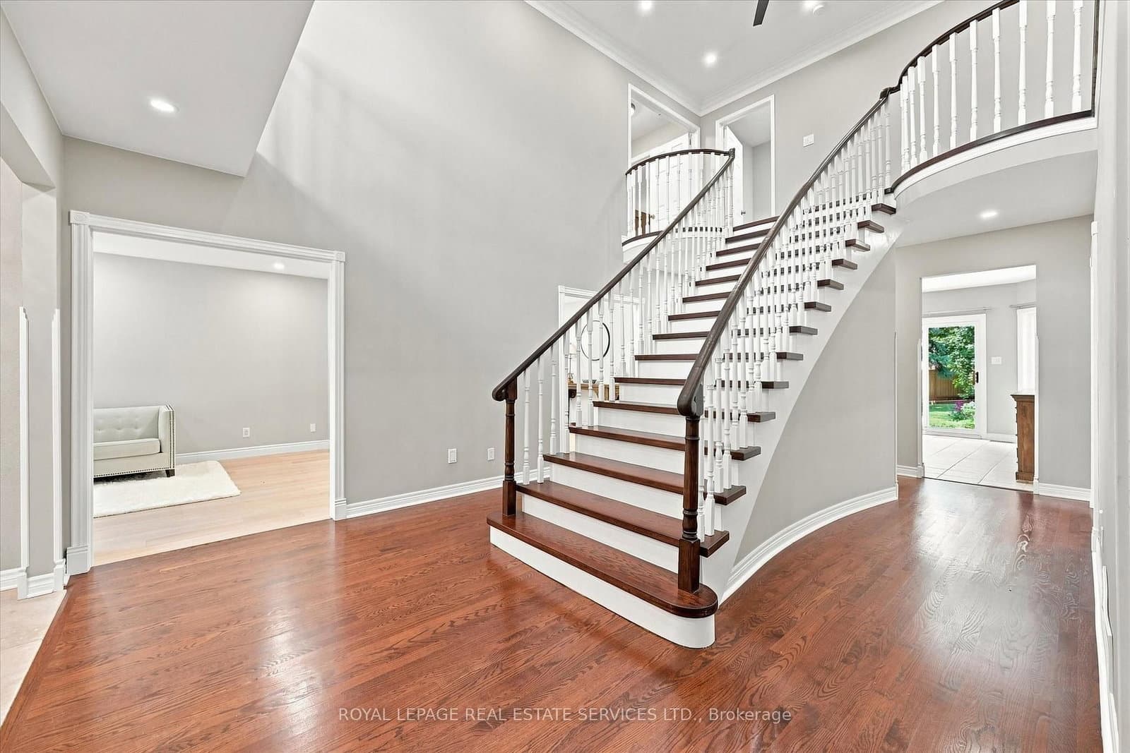 1512 Princeton Crescent - Image 5