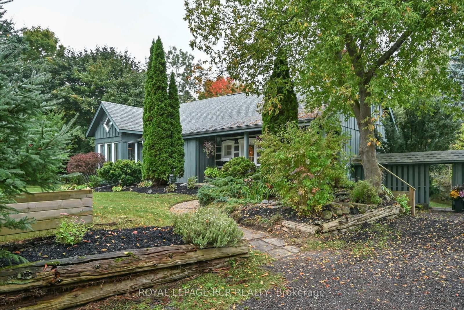1762 Queen Street - Image 2