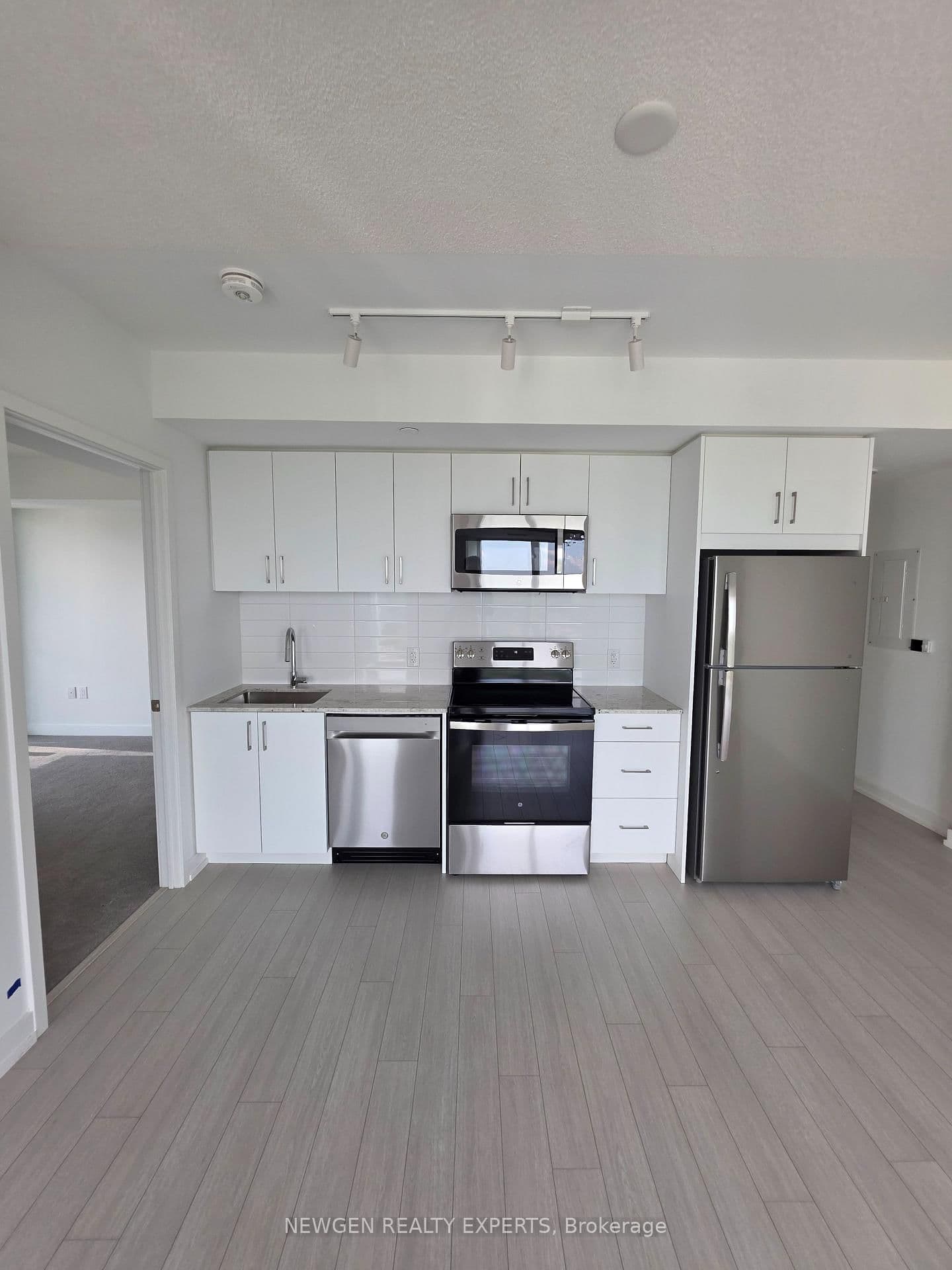 4010 Eglinton Avenue W, Unit 1404 - Image 3