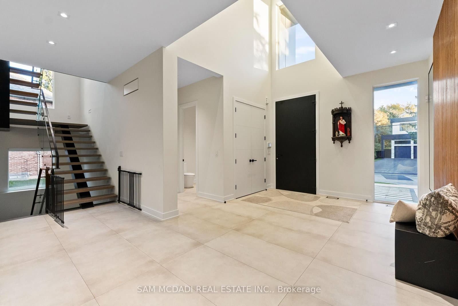 2075 Shawanaga Trail - Image 3