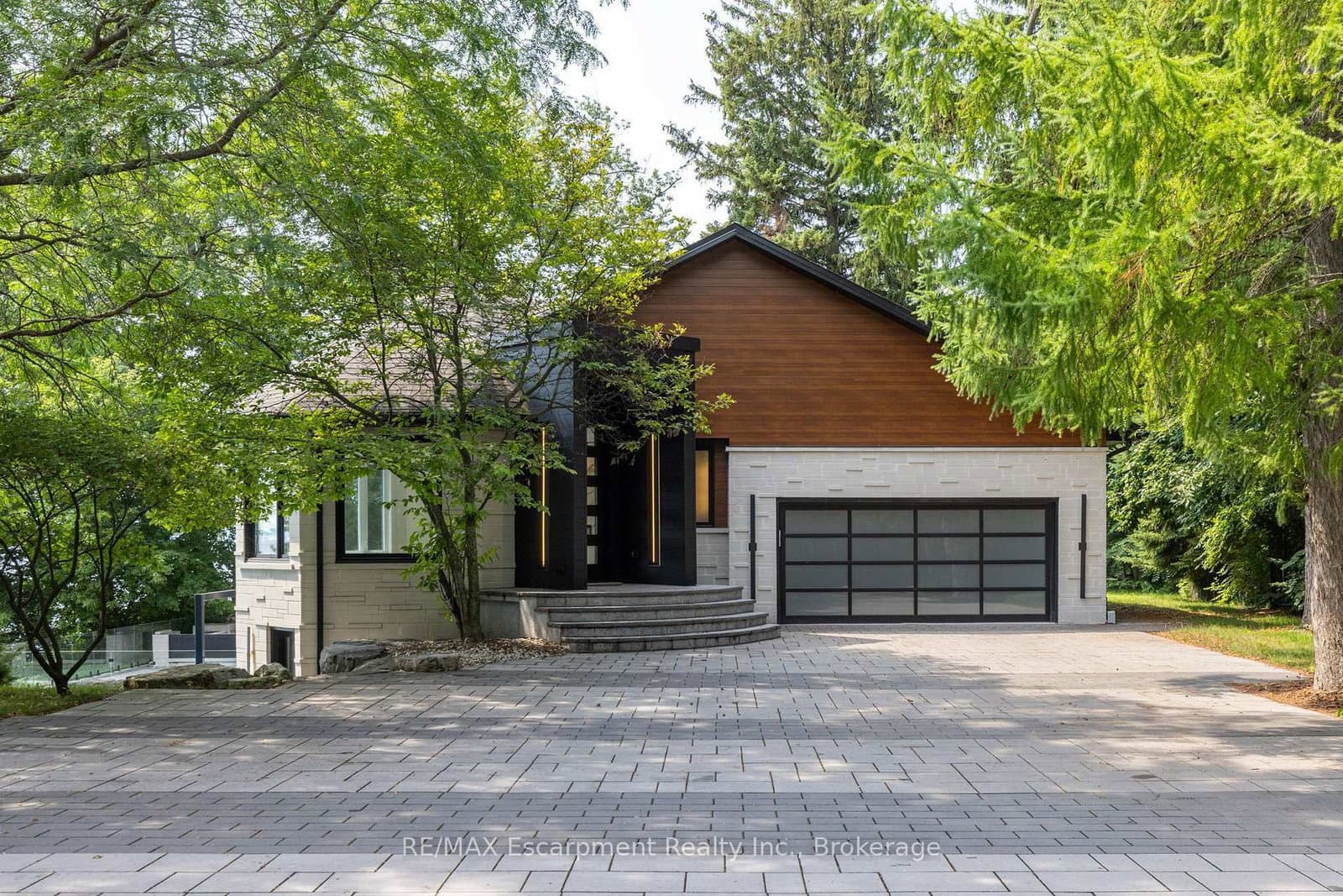 100 Appleby Place - Image 3
