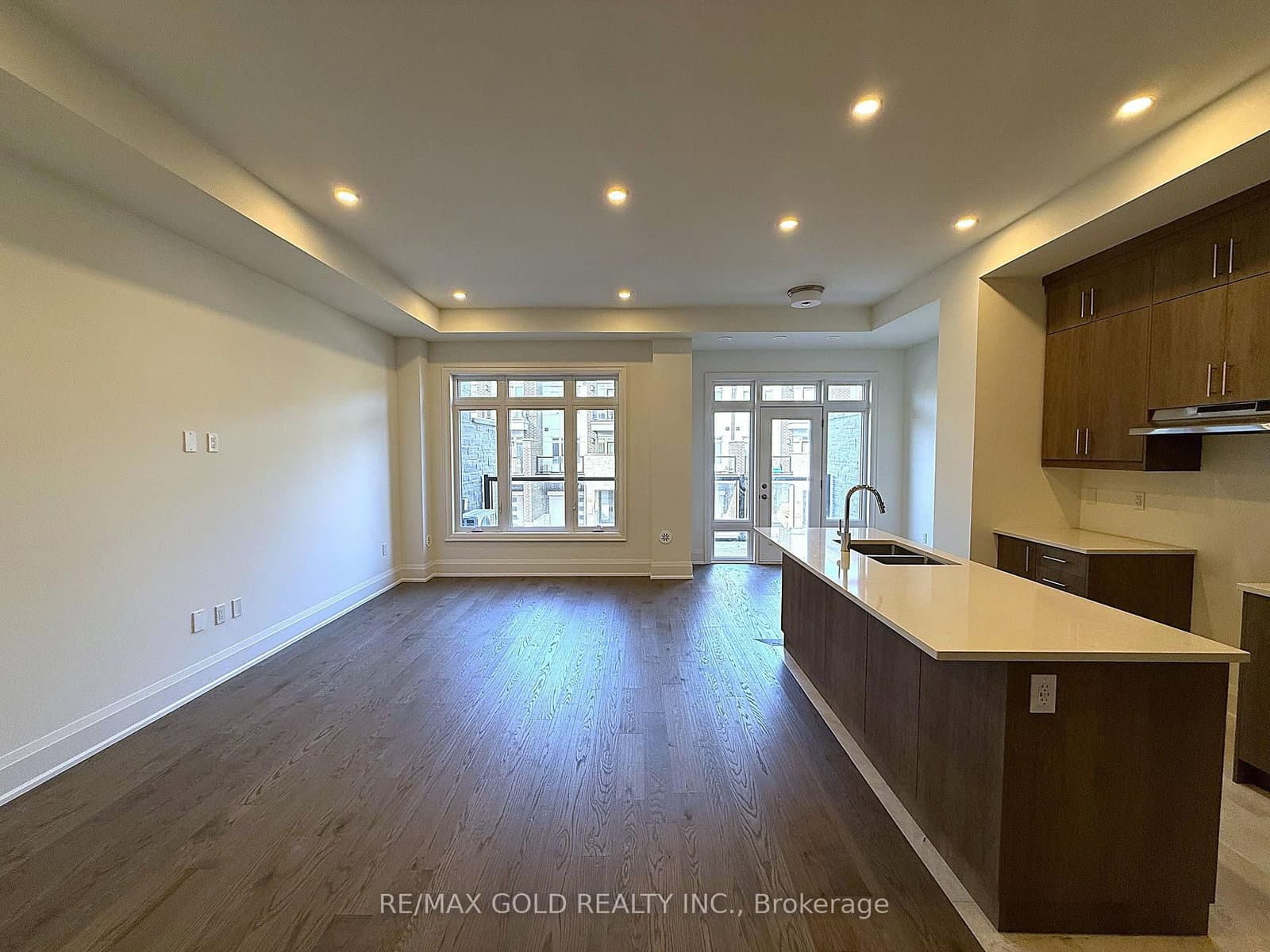 3314 Azam Way - Image 3