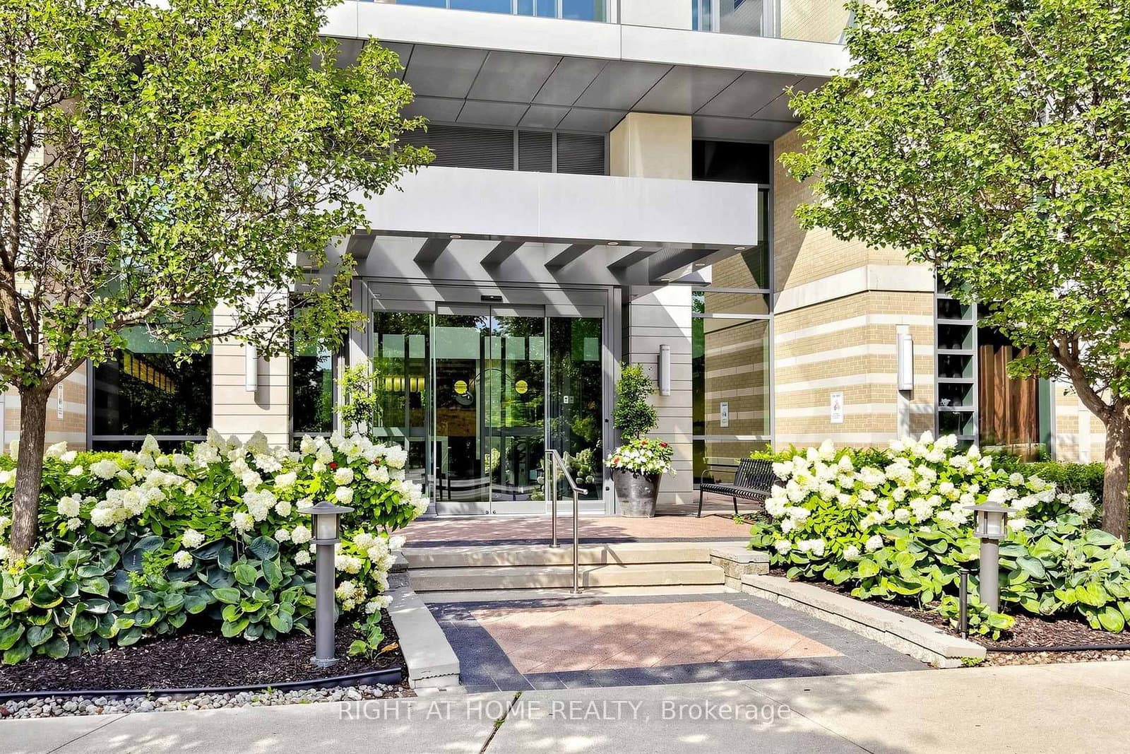 225 Sherway Gardens Road, Unit 109 - Image 3