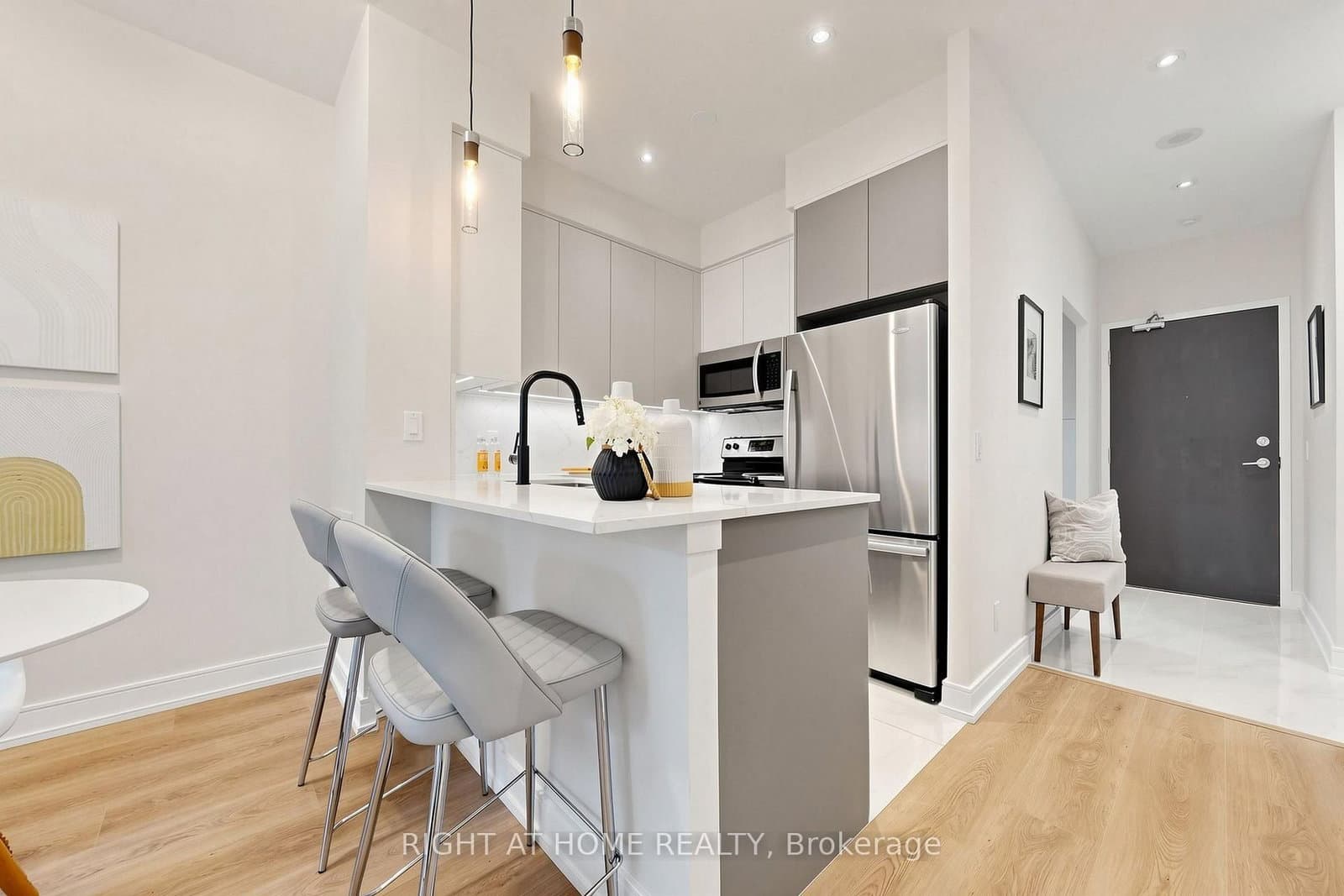 225 Sherway Gardens Road, Unit 109 - Image 6