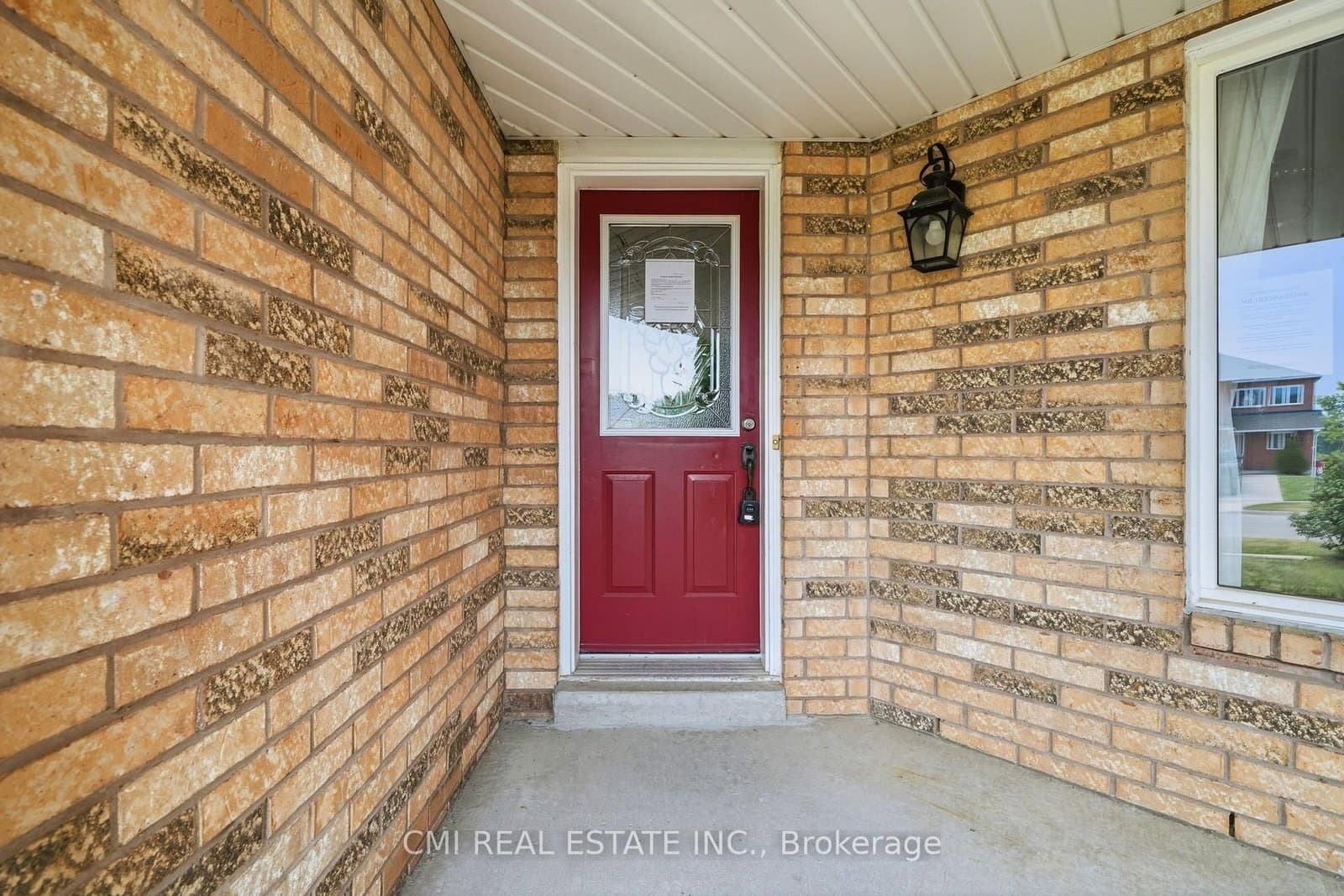 366 Marshall Crescent - Image 6