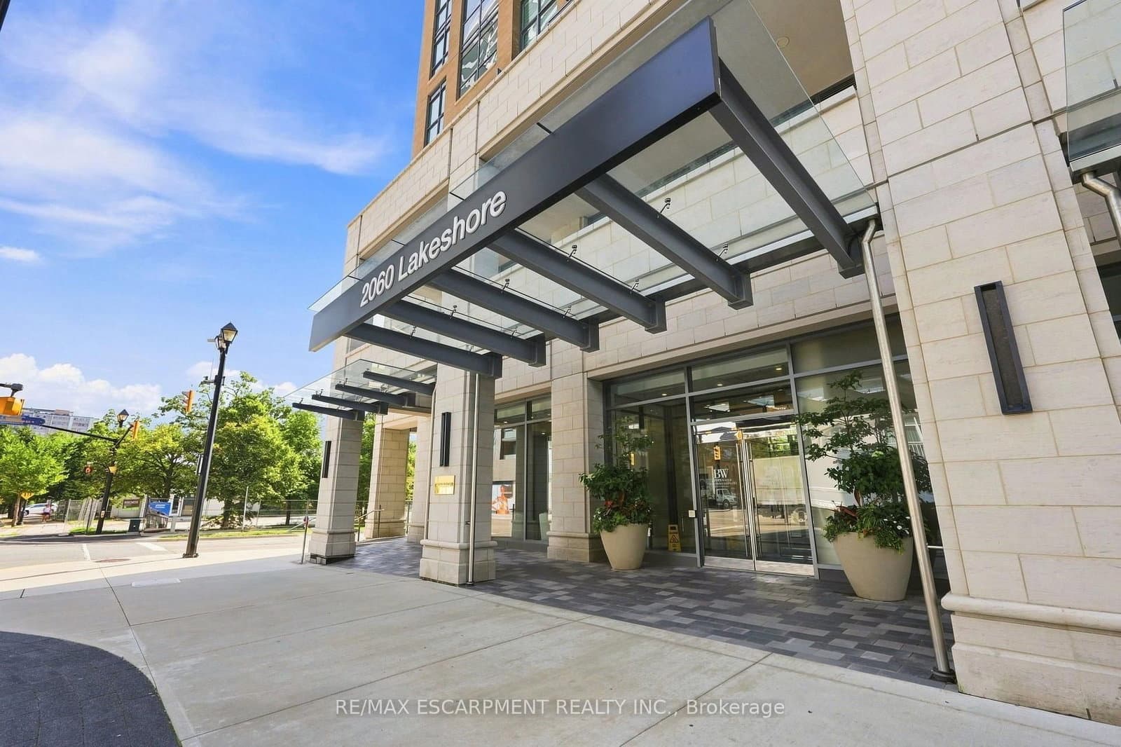 2060 Lakeshore Road, Unit 310 - Image 3