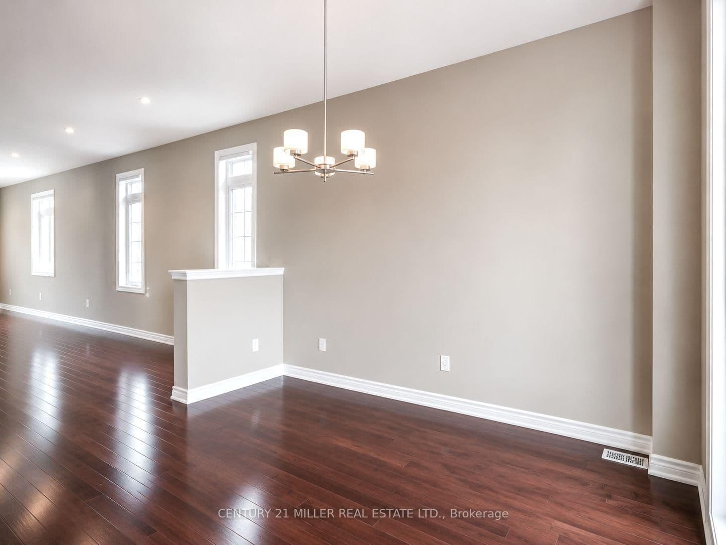 1290 Craigleith Road - Image 4