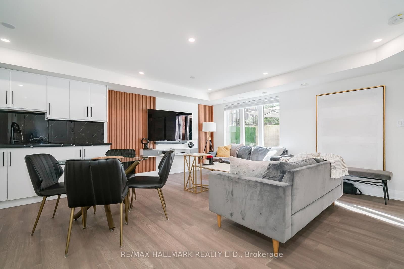 11 Foundry Avenue, Unit 129 - Image 3
