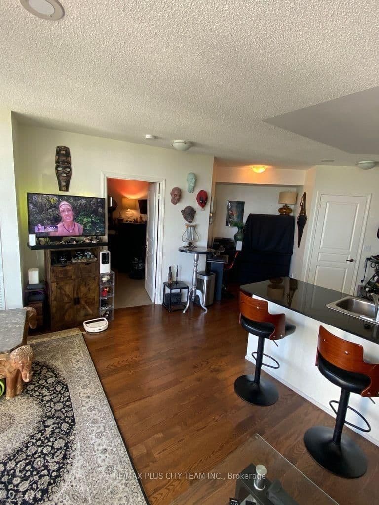 15 Legion Road, Unit 1108 - Image 3