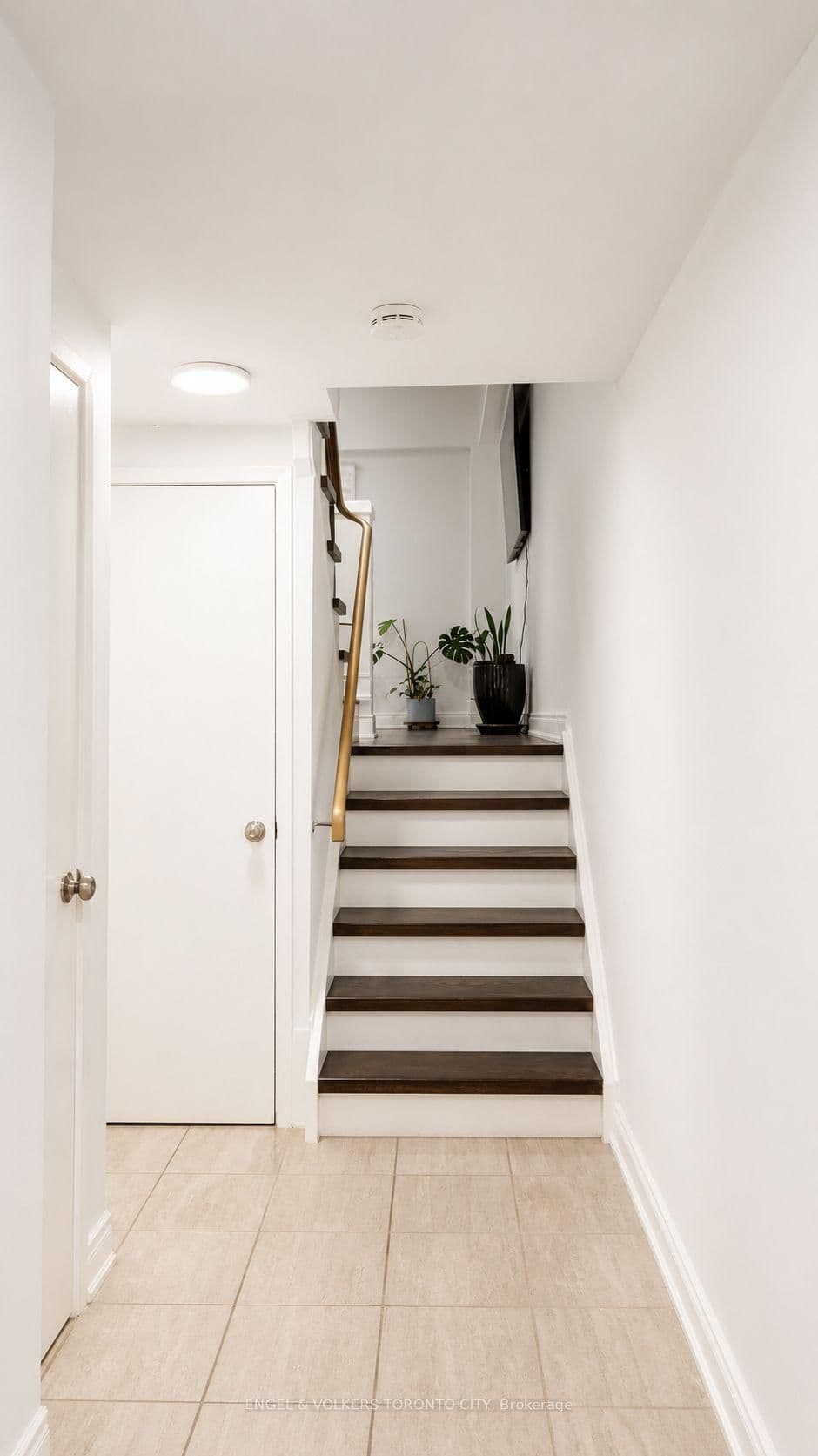 371 Bronte Street S, Unit 92 - Image 3