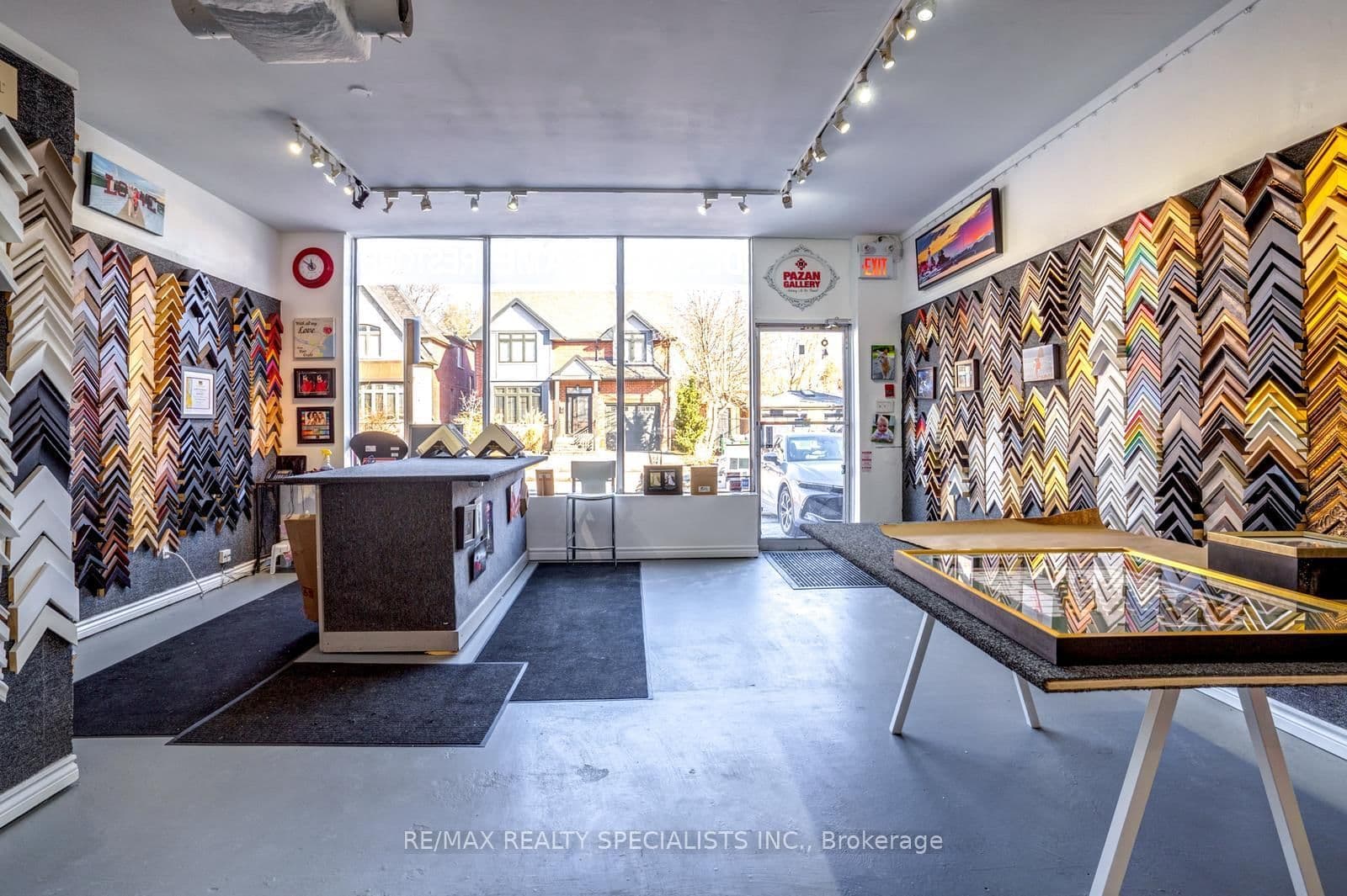 6 Brant Avenue - Image 6