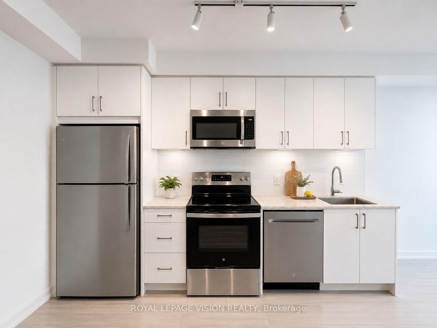 4010 Eglinton Avenue W, Unit 907 - Image 4