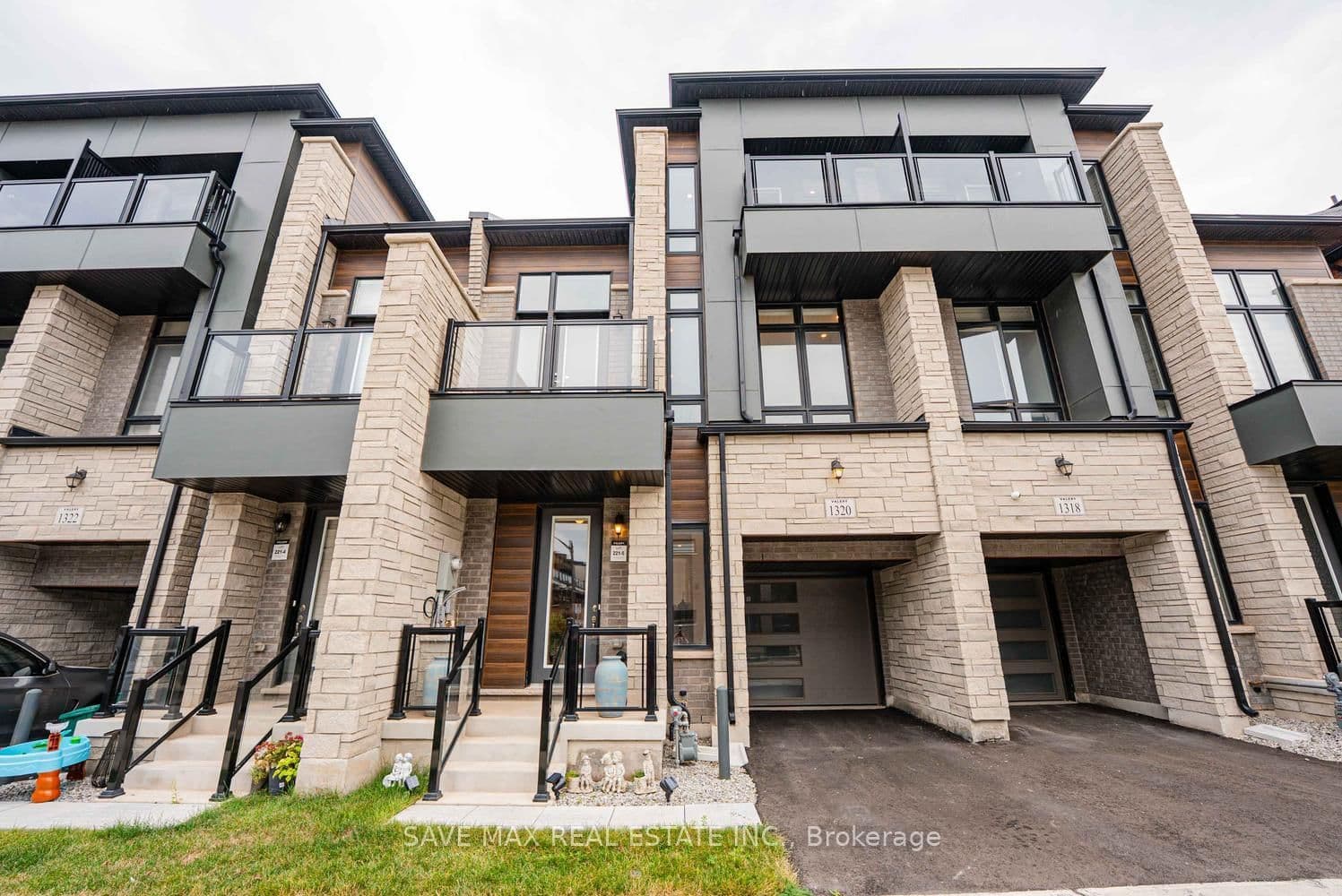 1320 Anthonia Trail - Image 1