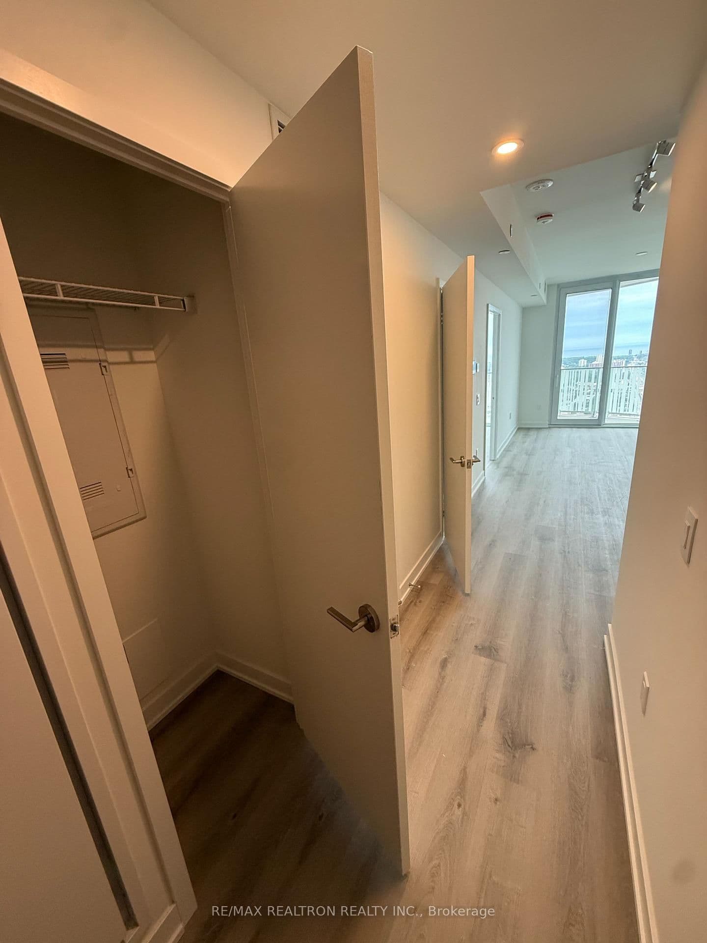 1 Fairview Road, Unit 2912 - Image 4