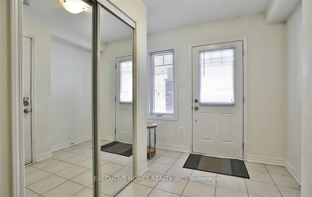 288 Reis Place - Image 6