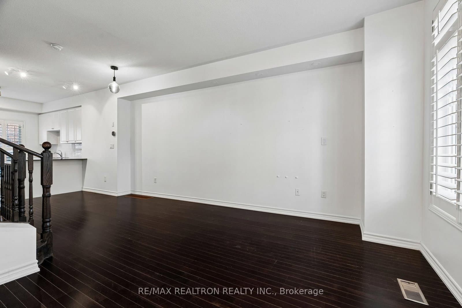 97 The Queensway, Unit 35 - Image 5