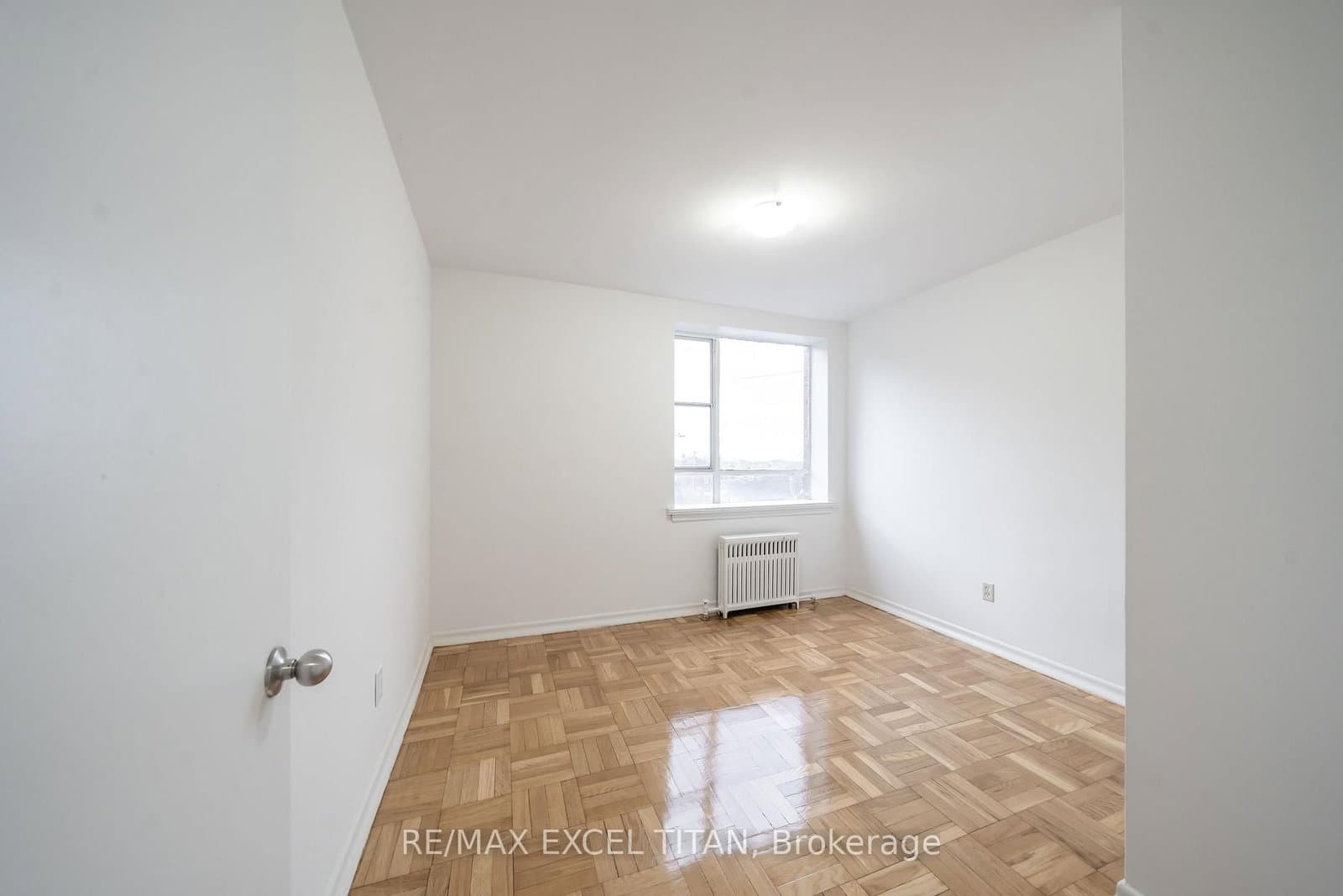2507 Eglinton Avenue W, Unit 103 - Image 3