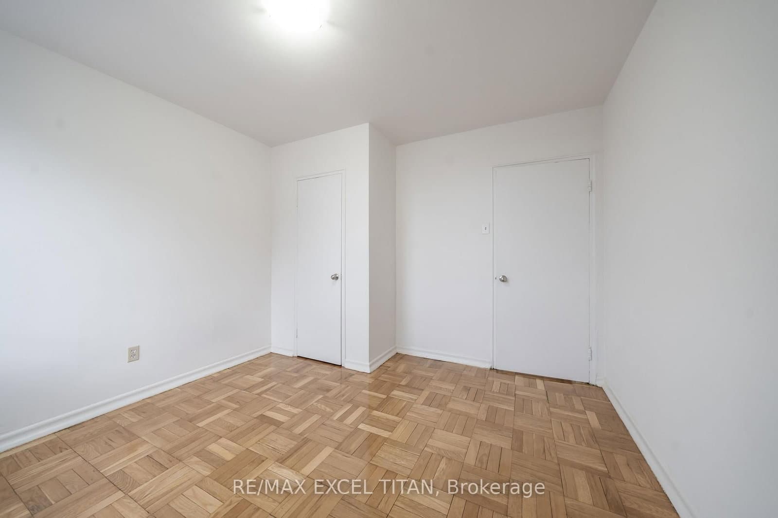 2507 Eglinton Avenue W, Unit 103 - Image 4