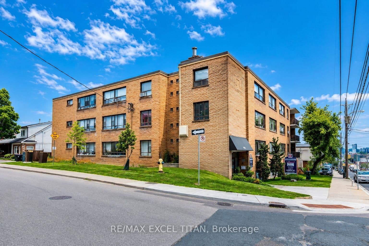 2515 Eglinton Avenue W, Unit G4 - Image 1