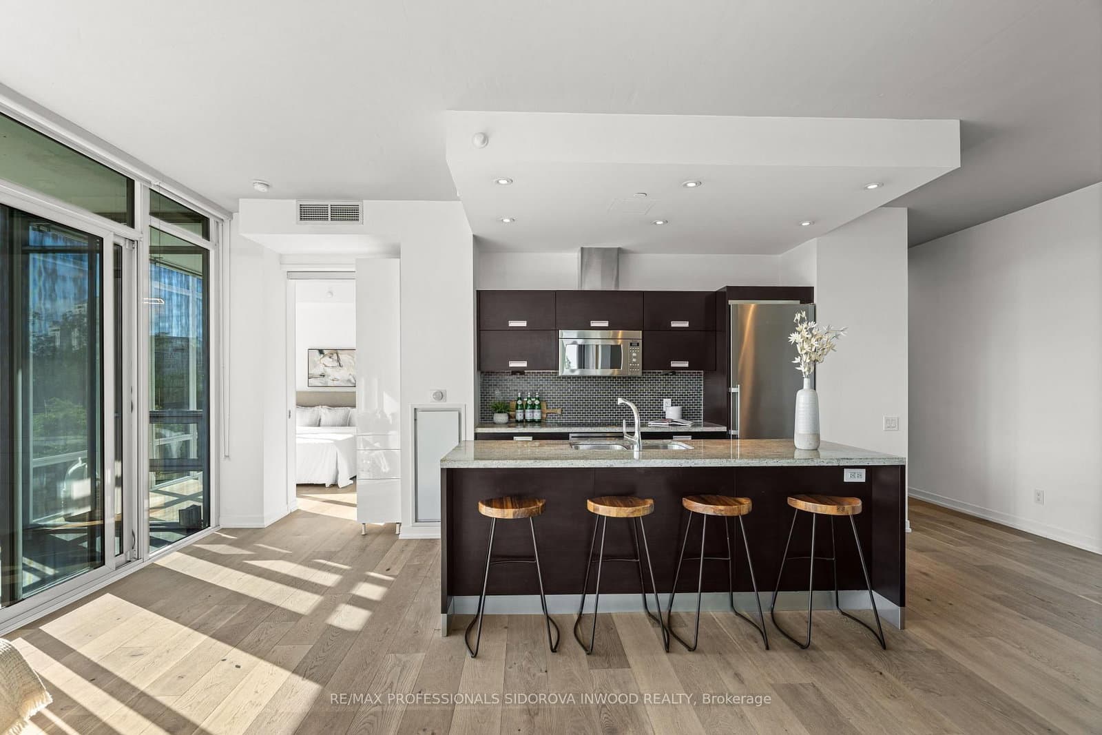 88 Park Lawn Road, Unit 305 - Image 6