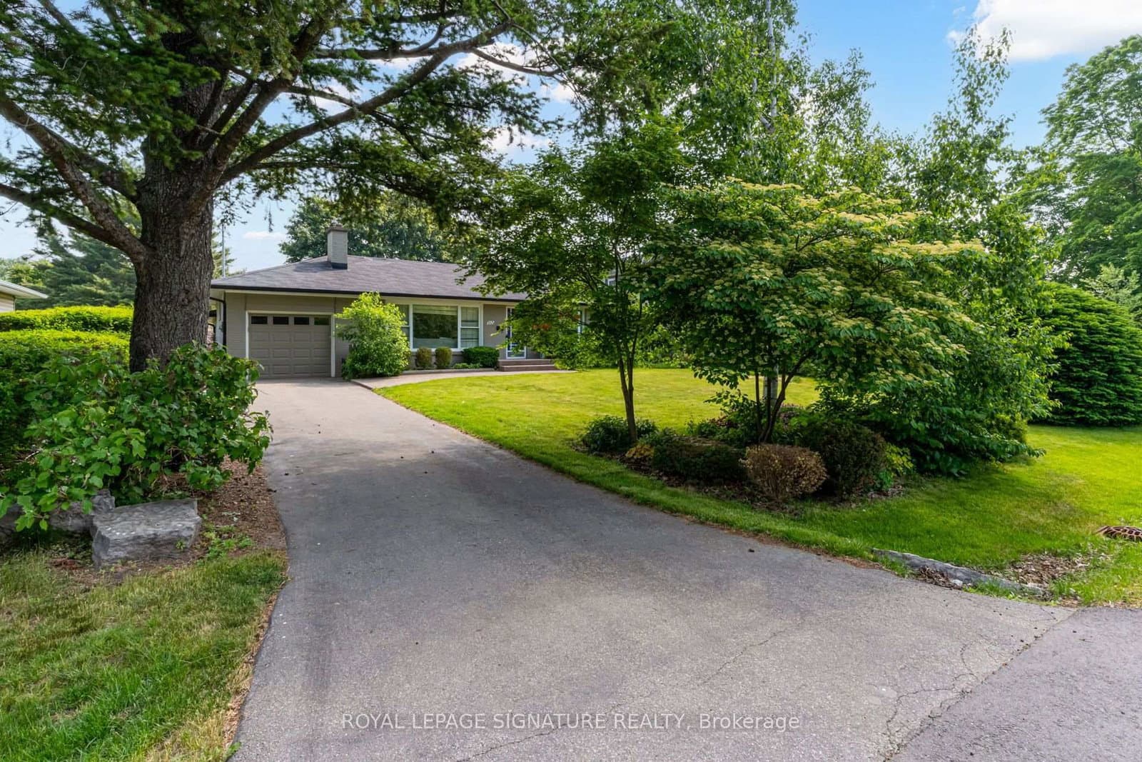 383 Maplehurst Avenue - Image 2
