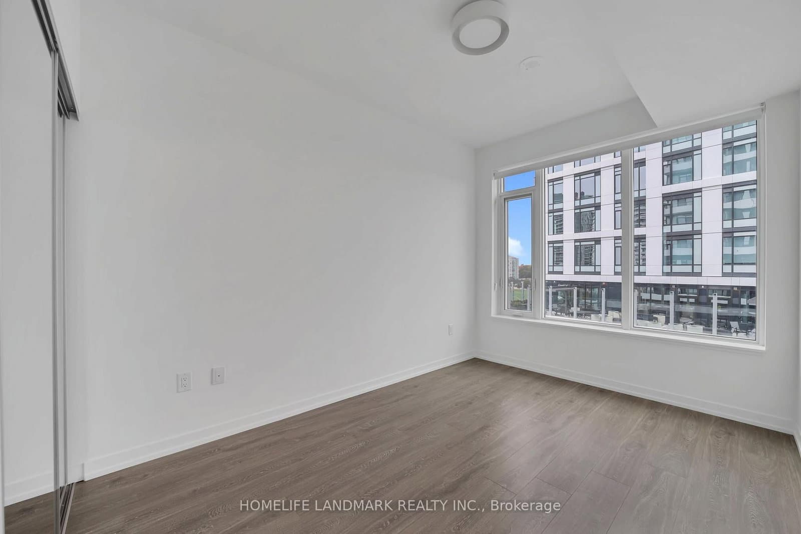 2485 Eglinton Avenue W, Unit 905 - Image 4