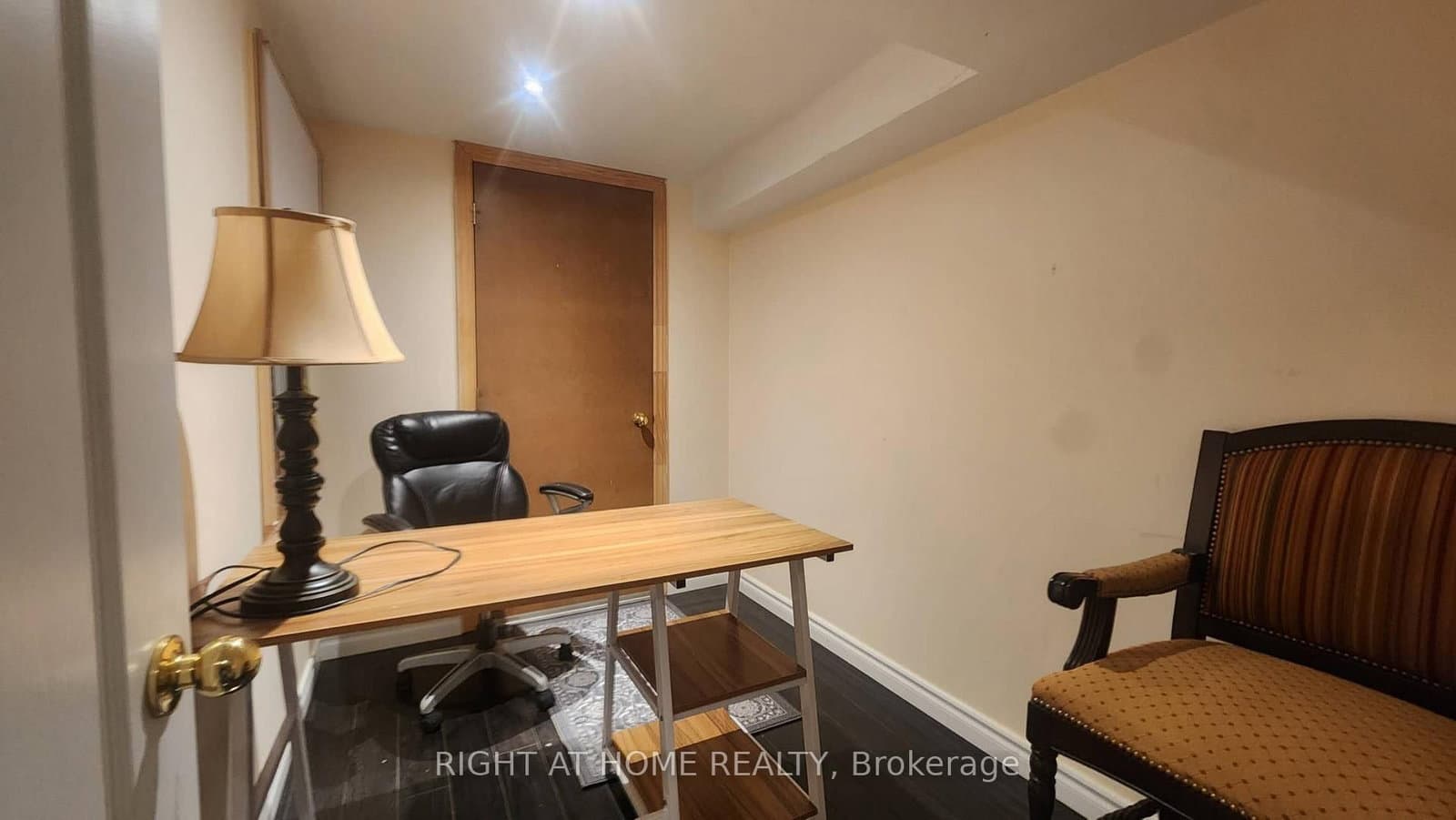 1305 Kestell Boulevard, Unit (Bsmnt) - Image 4