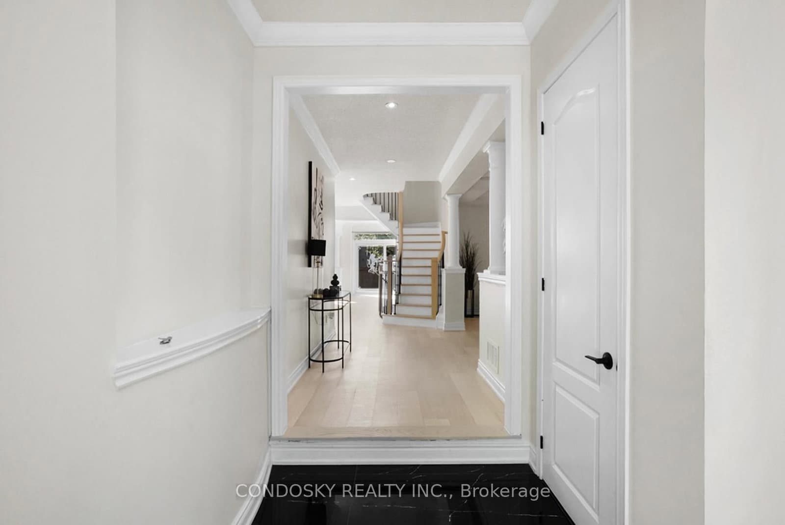 3322 Fox Run Circle - Image 4