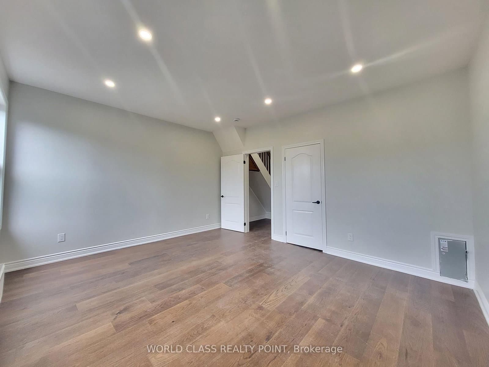 49 Vine Avenue, Unit 2 - Image 3