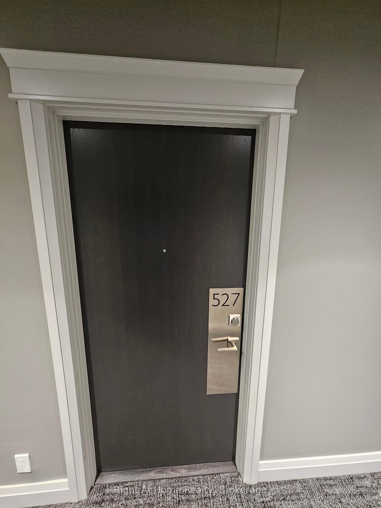 102 GROVEWOOD Common, Unit 527 - Image 2