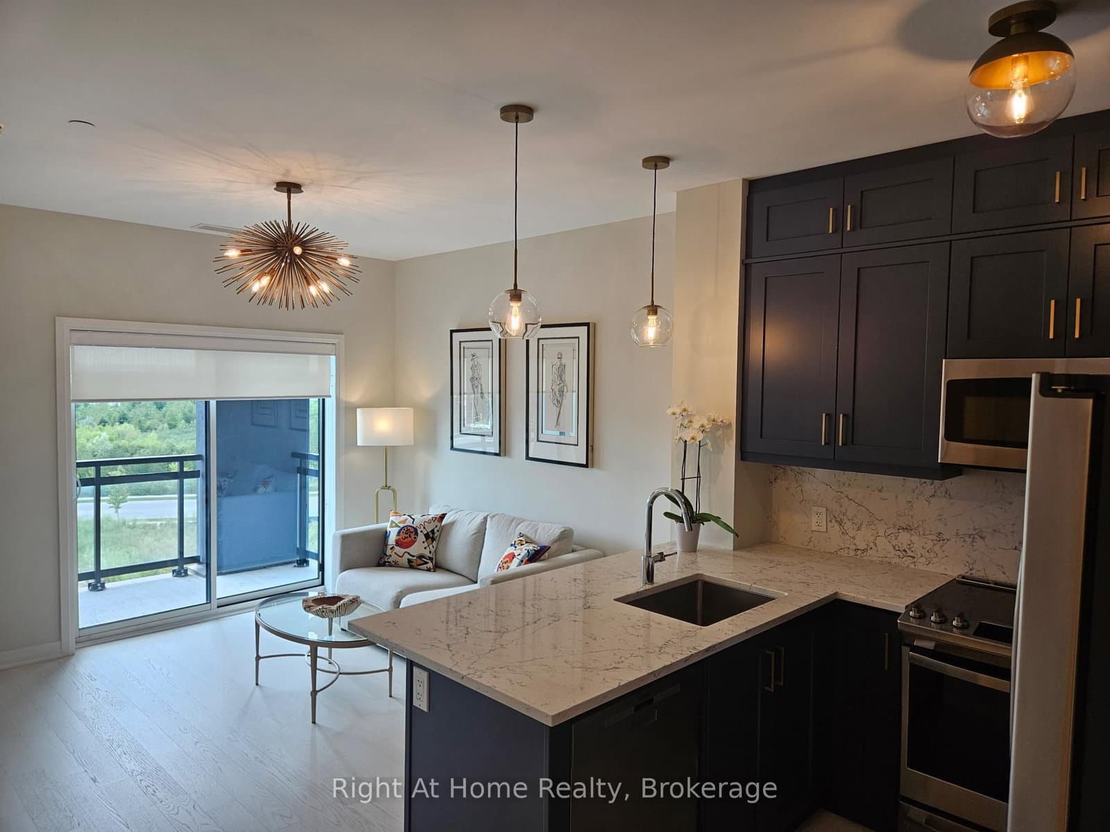 102 GROVEWOOD Common, Unit 527 - Image 5