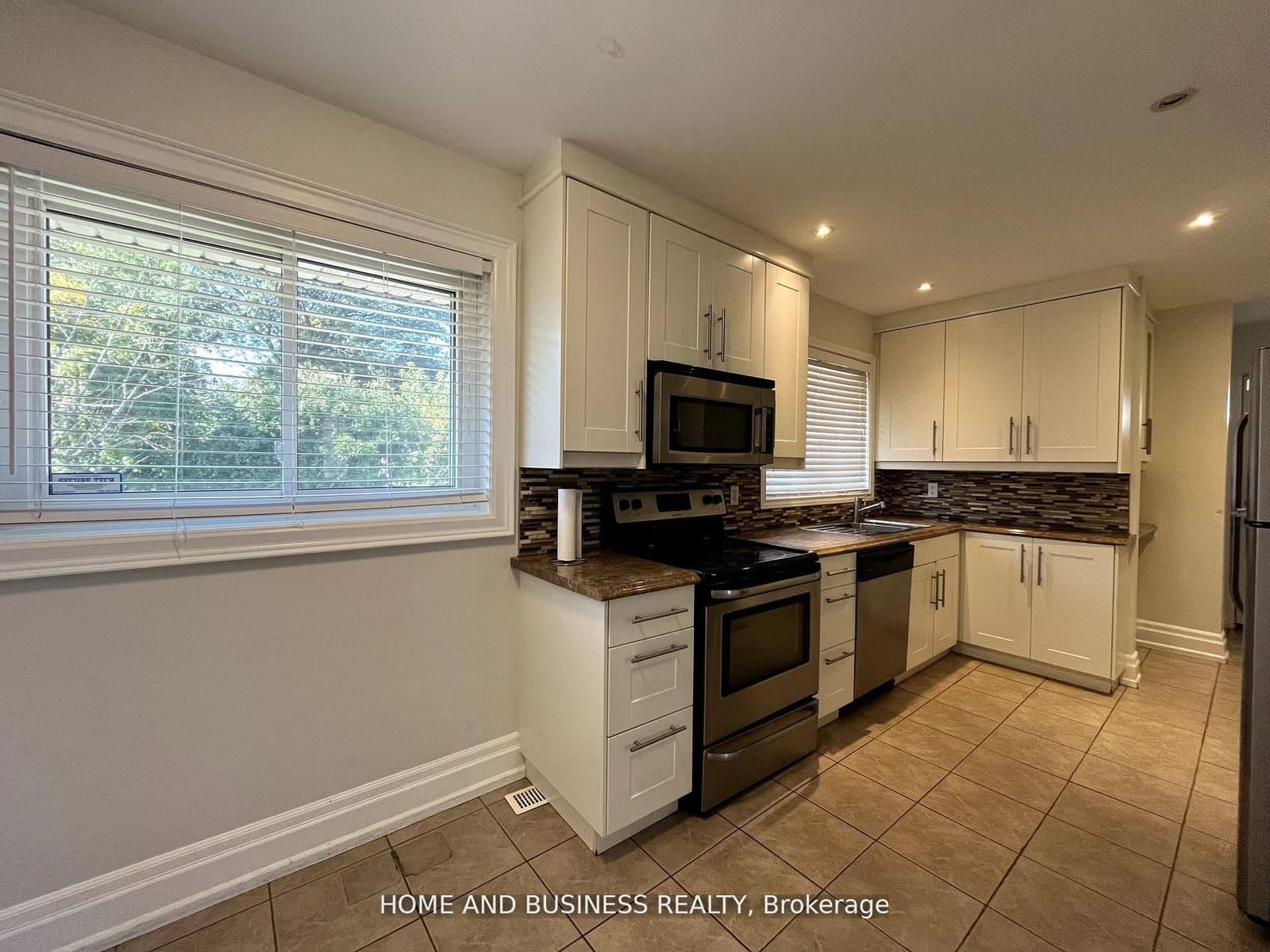 376 Ashbury Road - Image 6