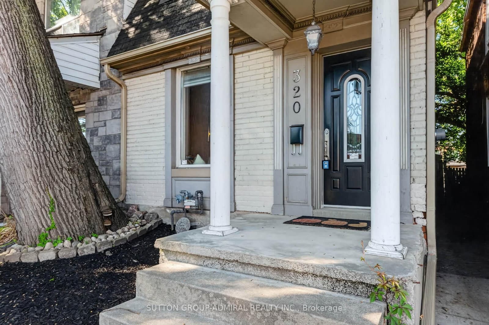 320 Weston Road - Image 2