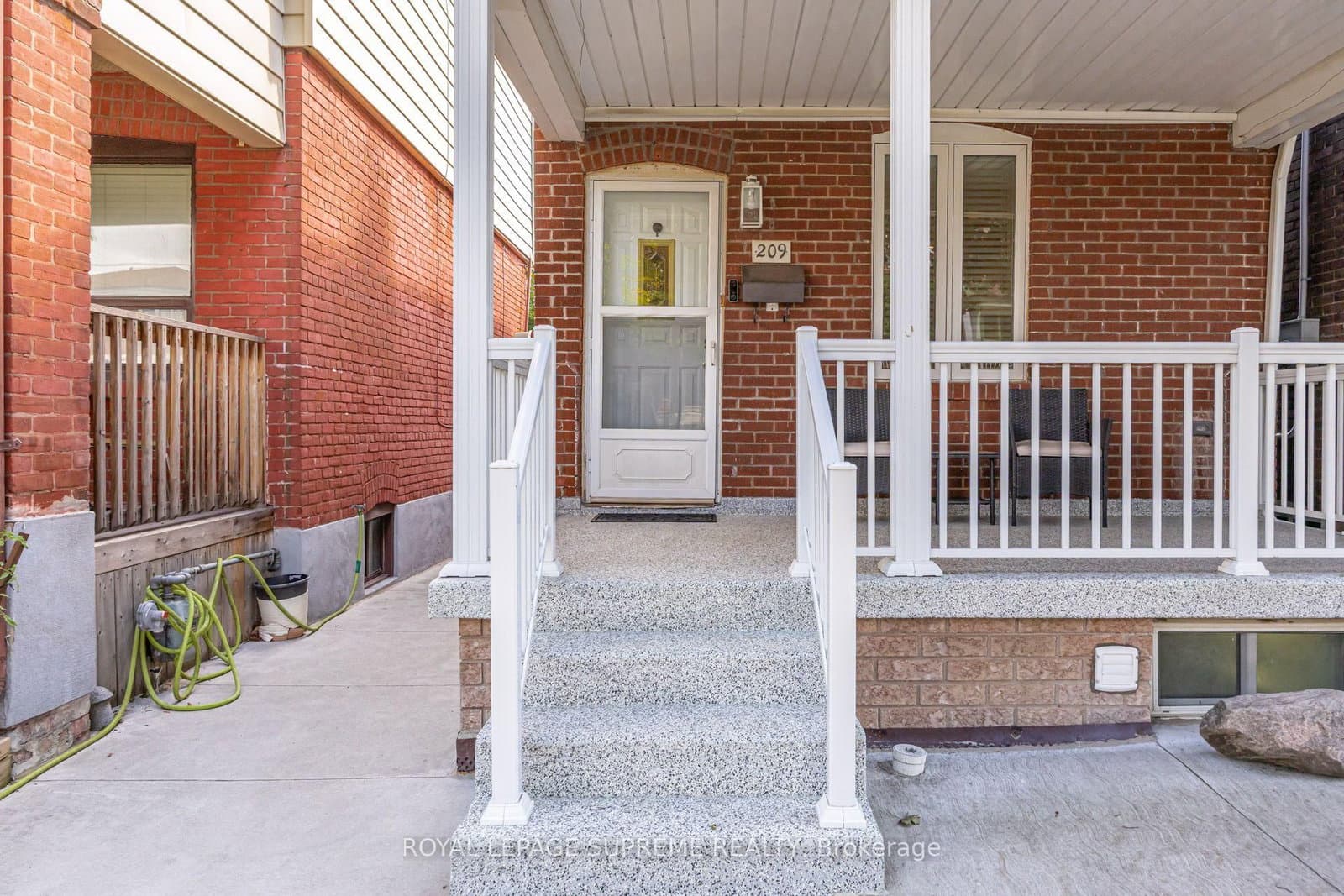 209 Boon Avenue - Image 4