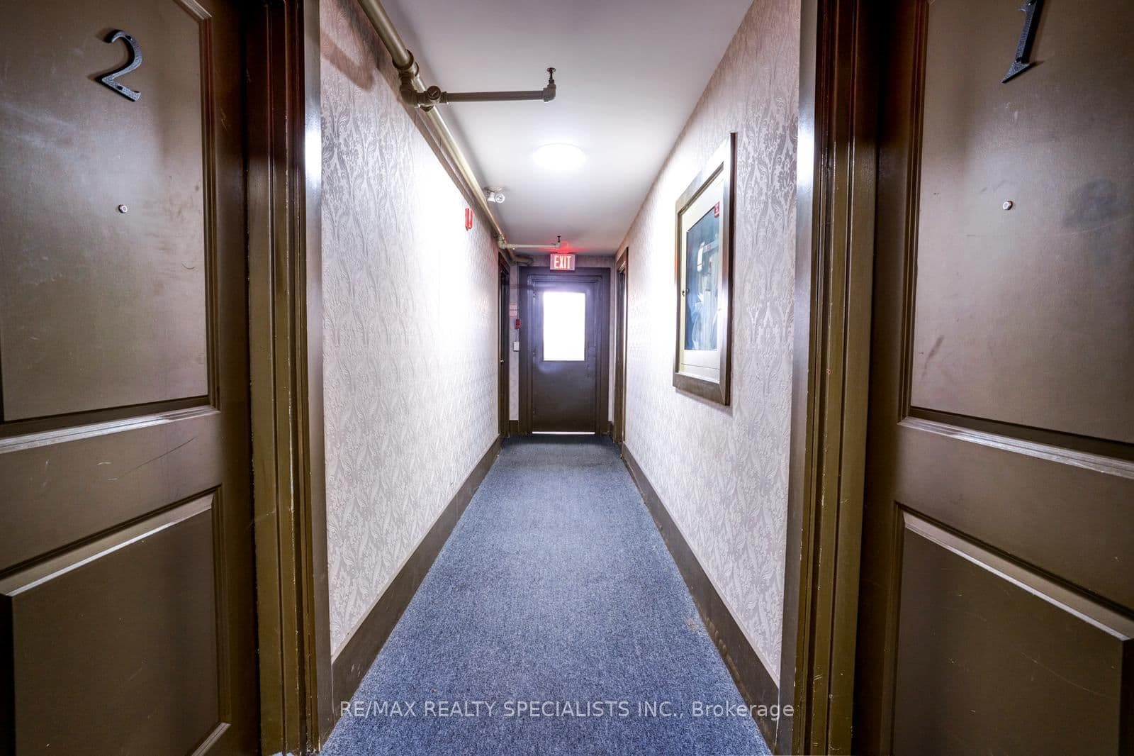 6 Brant Avenue - Image 4