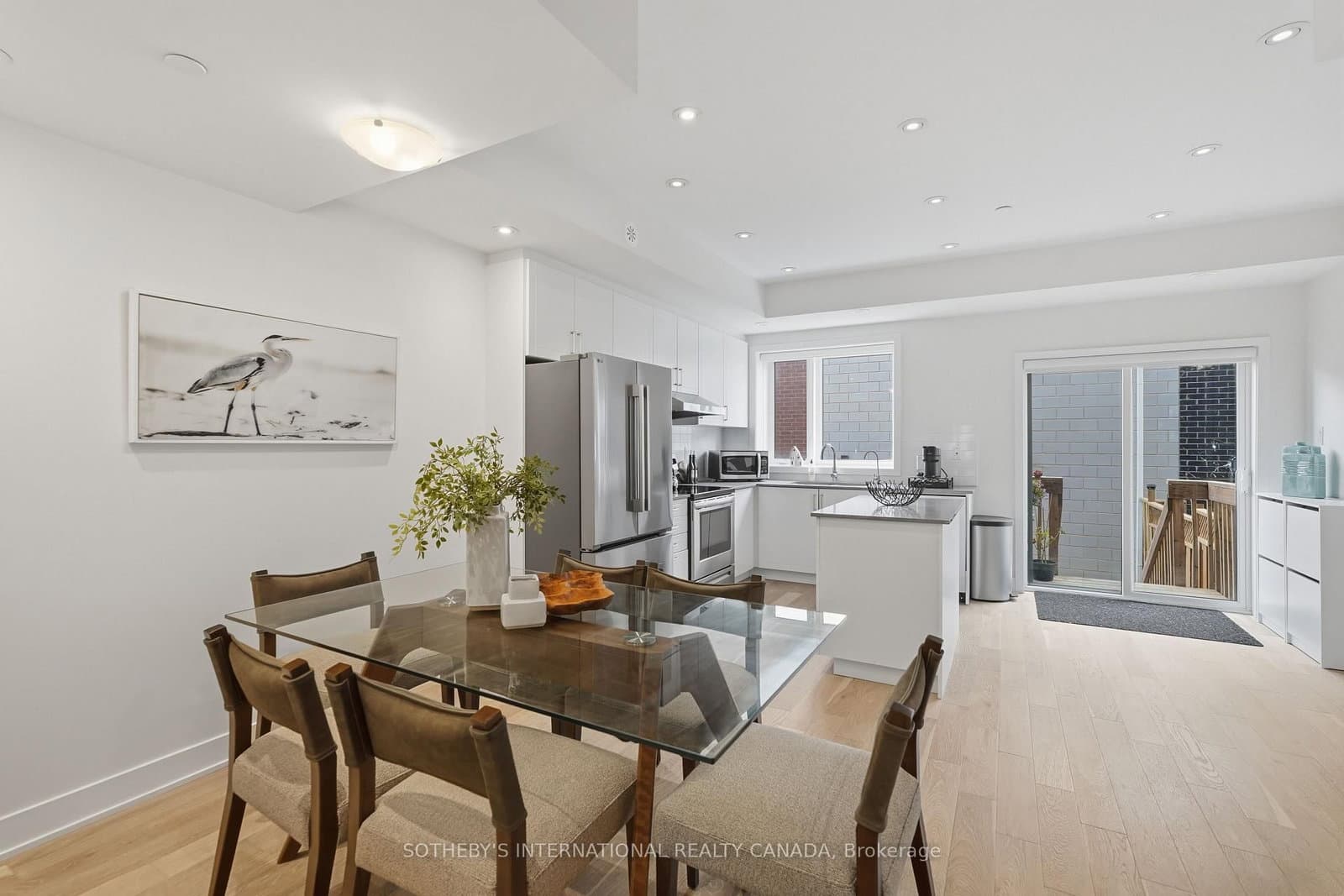 60 William Duncan Road - Image 4
