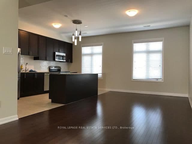 165 Hampshire Way, Unit 7 - Image 2