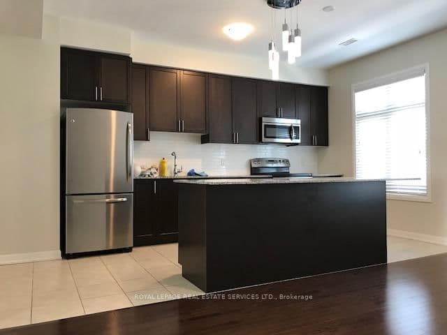 165 Hampshire Way, Unit 7 - Image 3