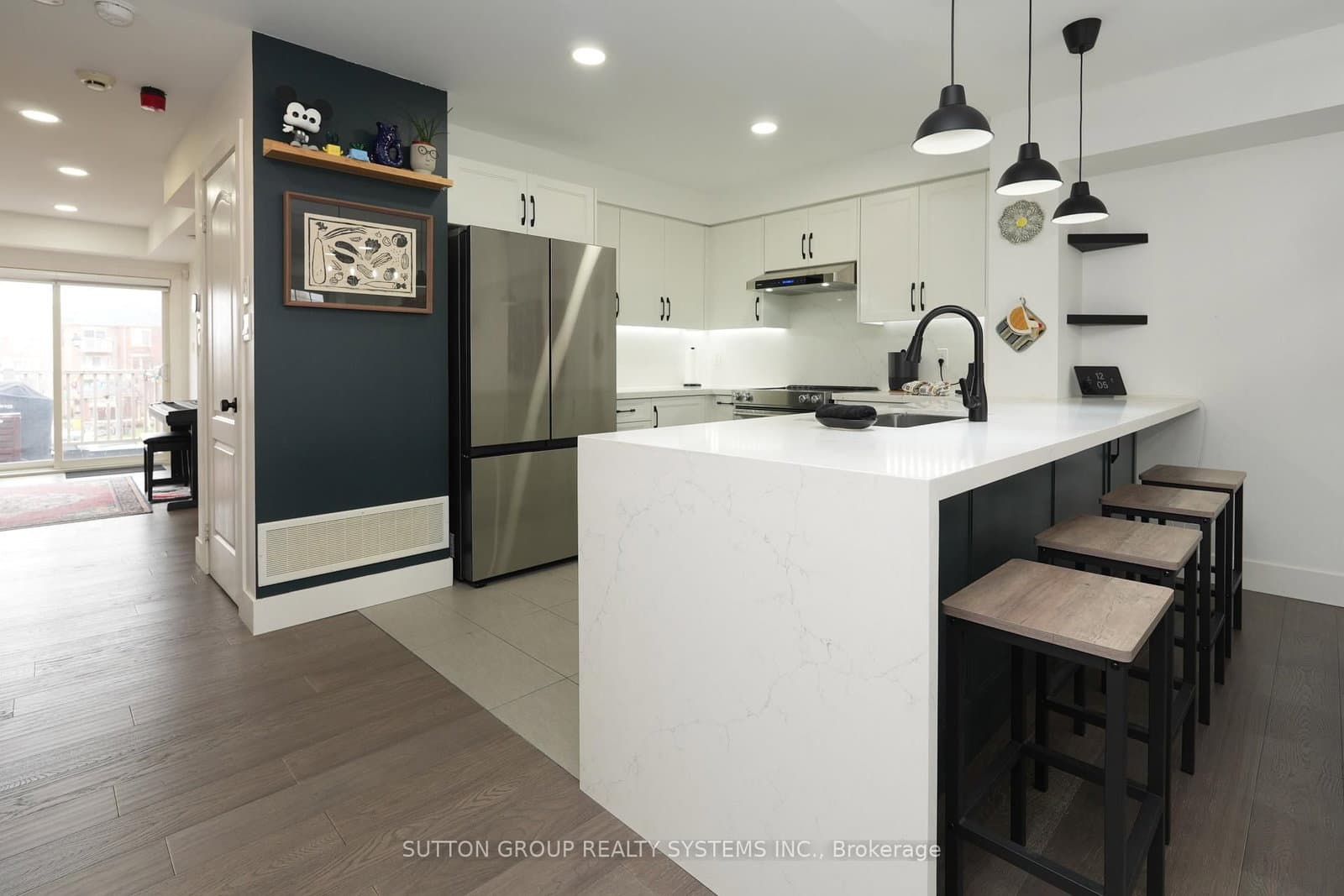 5035 Ninth Line, Unit 3 - Image 2