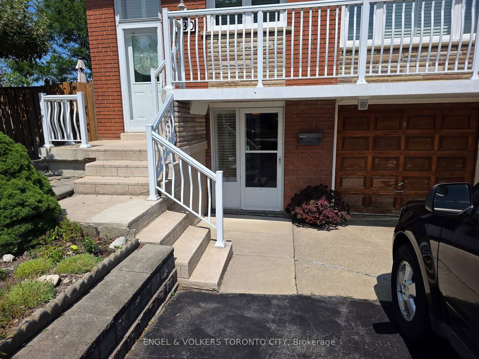 130 Shoreham Drive, Unit Lower - Image 2