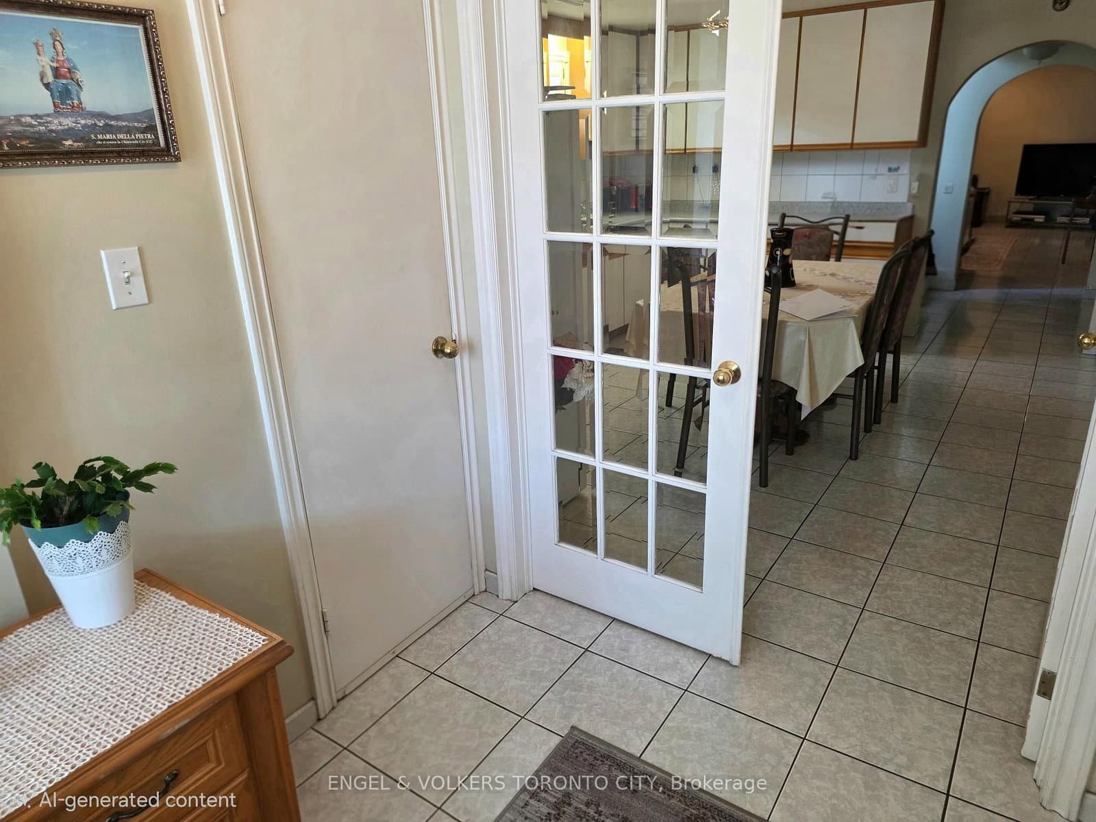 130 Shoreham Drive, Unit Lower - Image 4