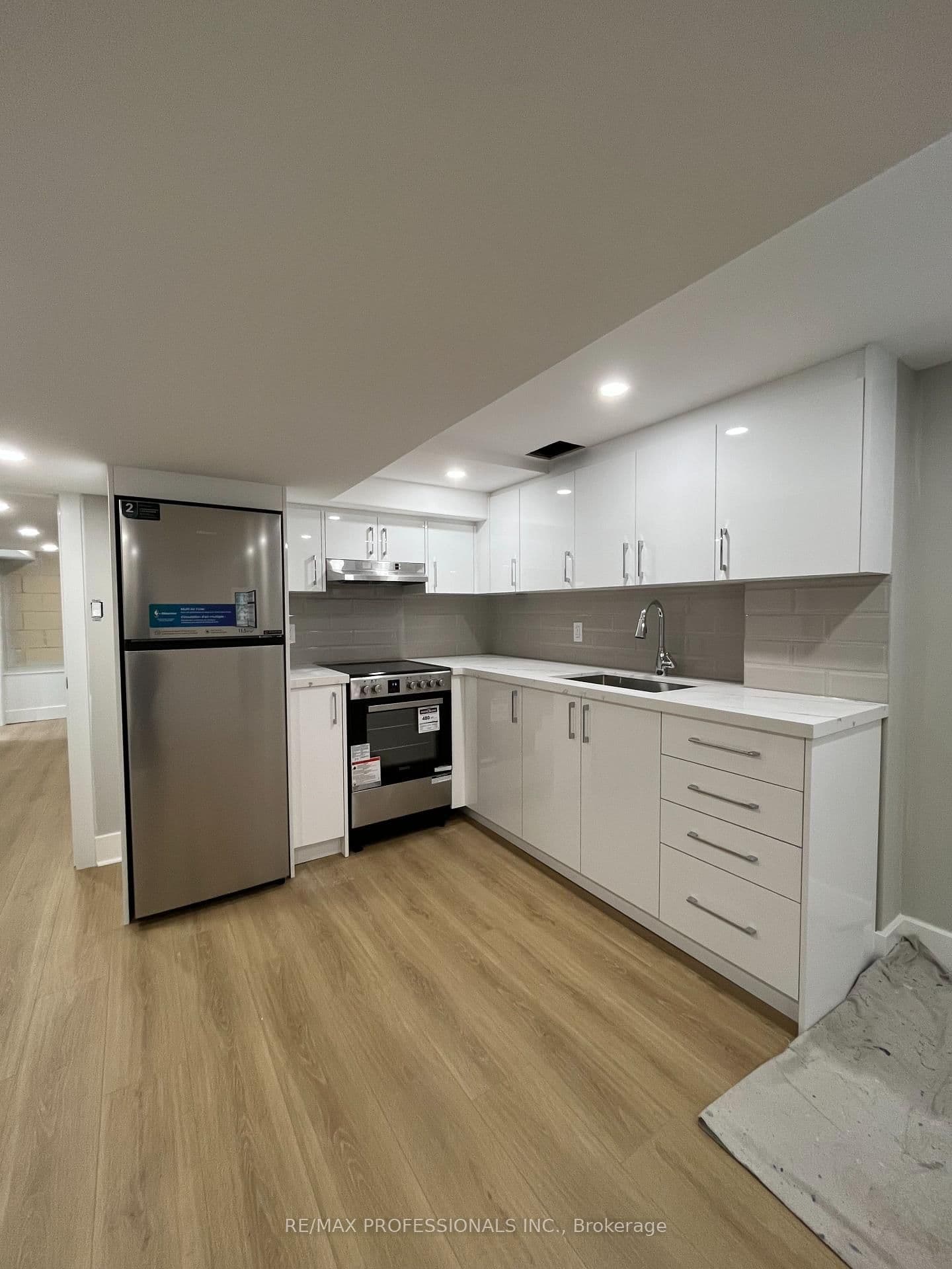 41 Tavistock Road, Unit B - Image 3
