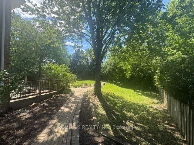 280 King Andrew Drive - Image 2