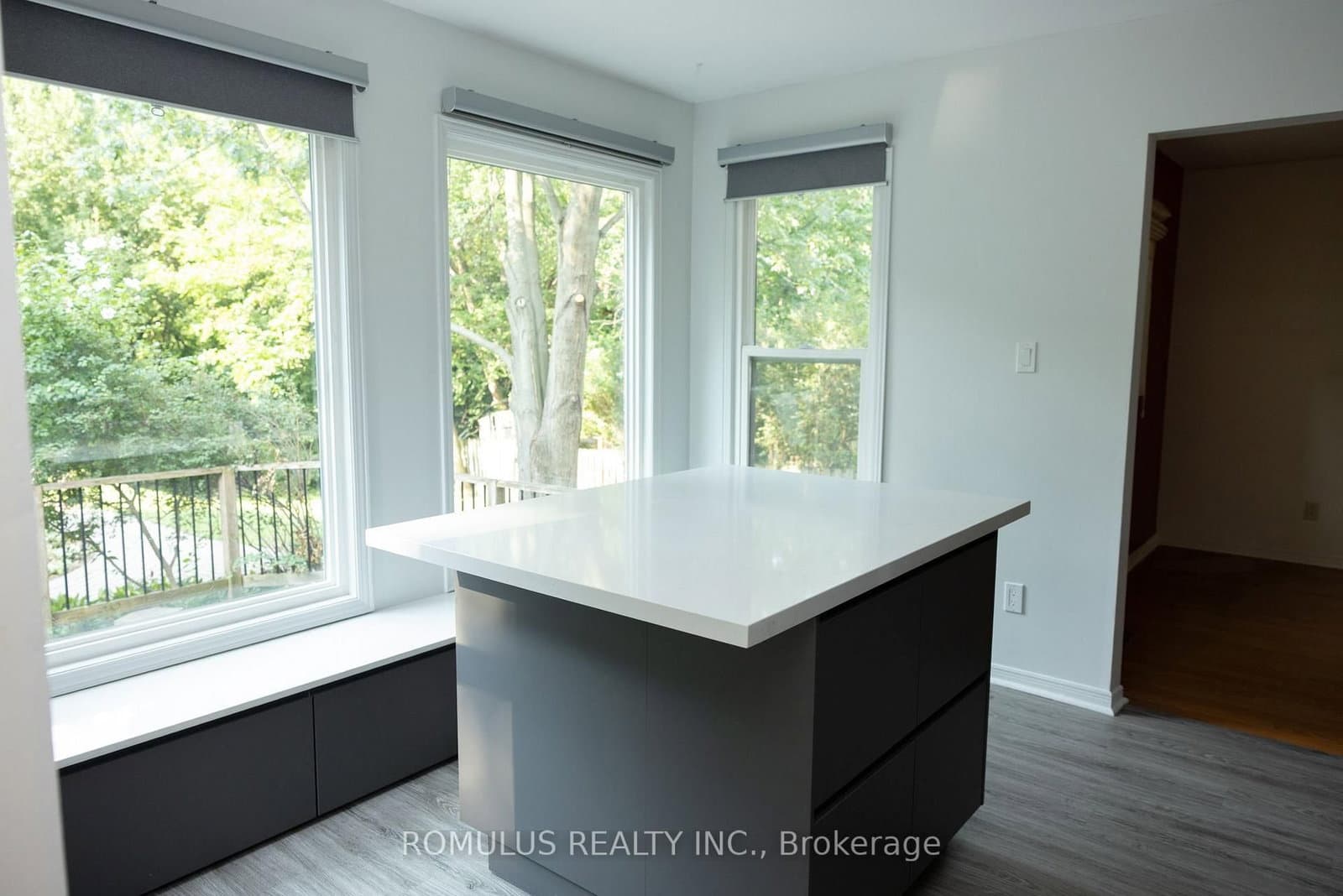 280 King Andrew Drive - Image 3