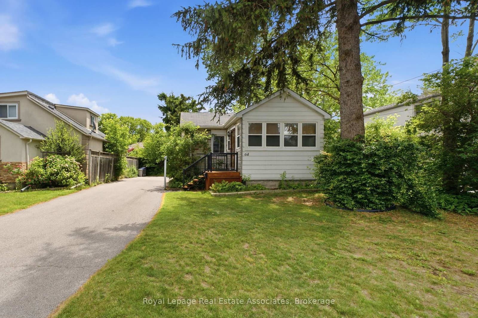64 Eaglewood Boulevard - Image 3