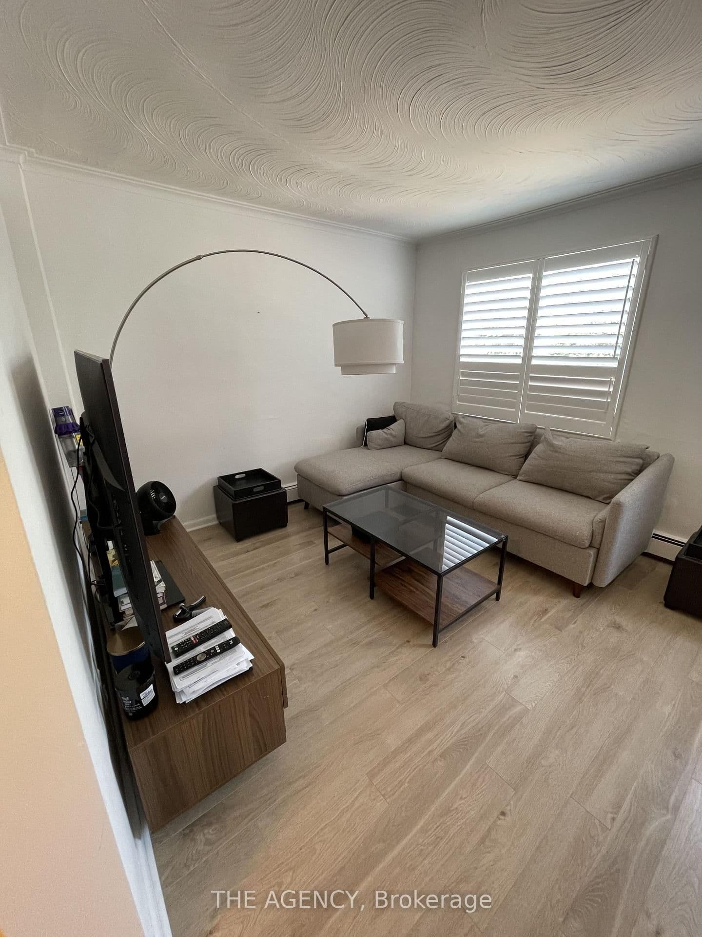 2940 Dundas Street W, Unit 4 - Image 1