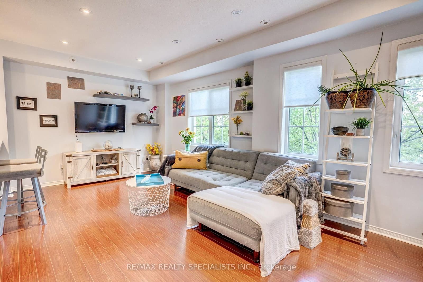 615 Shoreline Drive, Unit 11 - Image 3